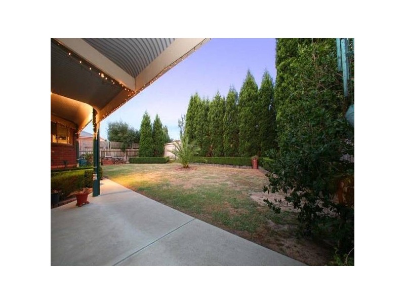 6 Happy Valley Court, Rowville VIC 3178