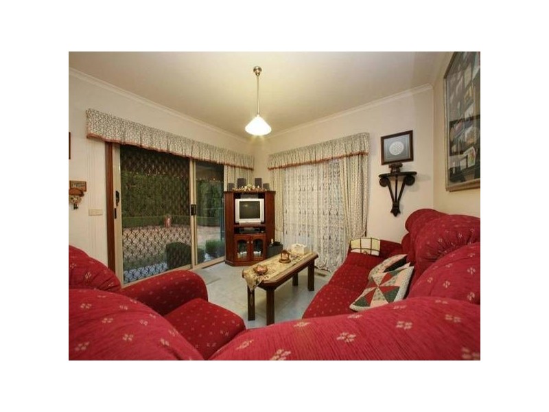 6 Happy Valley Court, Rowville VIC 3178