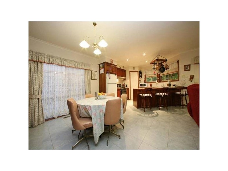 6 Happy Valley Court, Rowville VIC 3178