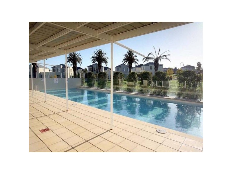 40 Sovereign Manors Crescent, Rowville VIC 3178