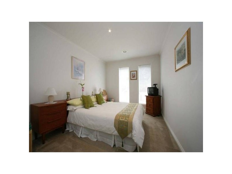 40 Sovereign Manors Crescent, Rowville VIC 3178