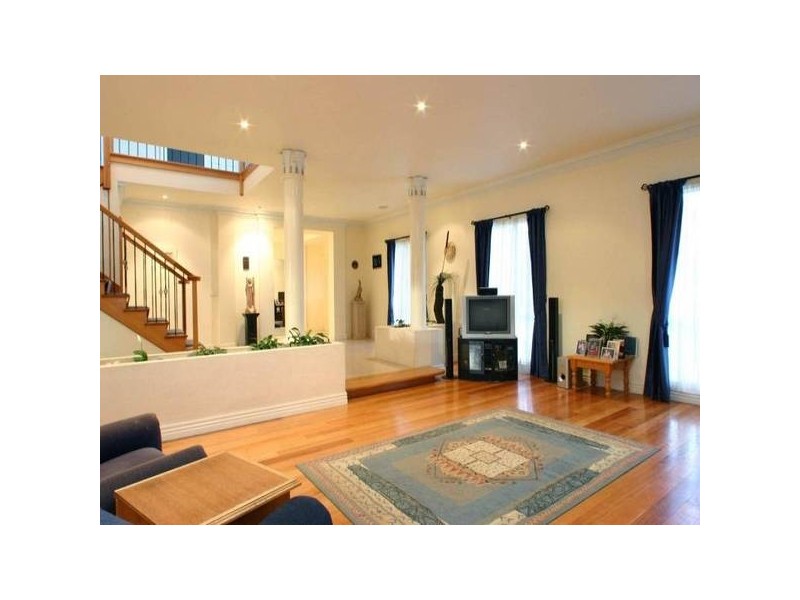 7 Hillside Court, Lysterfield South VIC 3156