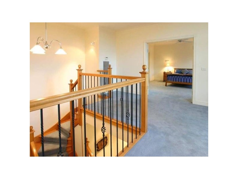 7 Hillside Court, Lysterfield South VIC 3156