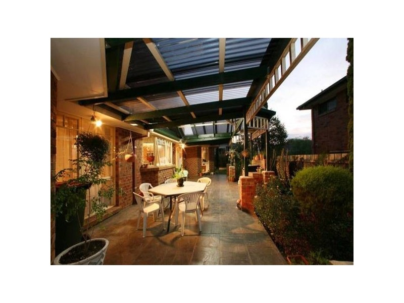 73 Quail Way, Rowville VIC 3178