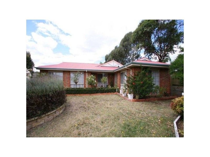 2 Wyandra Way, Rowville VIC 3178