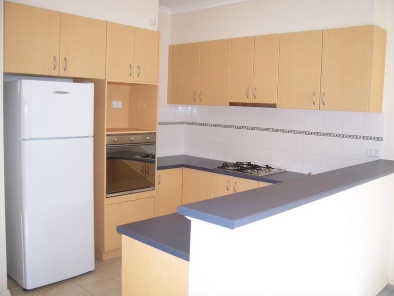 2 St Laurent Rise, Knoxfield VIC 3180