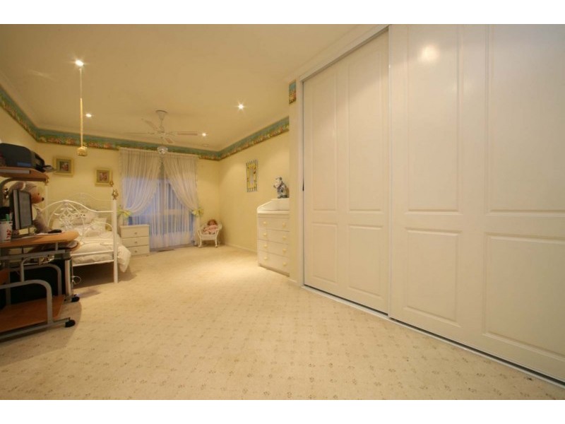 3 Kedleston Way, Rowville VIC 3178