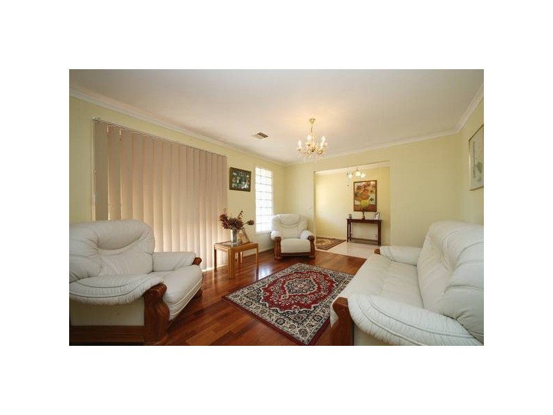 6 Humphreys Way, Rowville VIC 3178