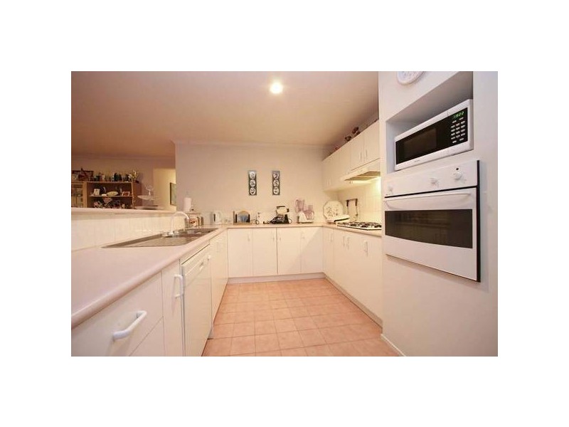 65 Quail Way, Rowville VIC 3178
