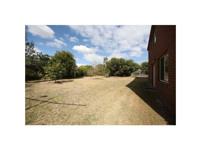 65 Quail Way, Rowville VIC 3178