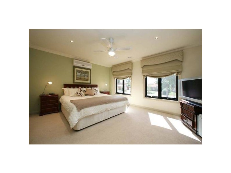 202 Karoo Road, Rowville VIC 3178