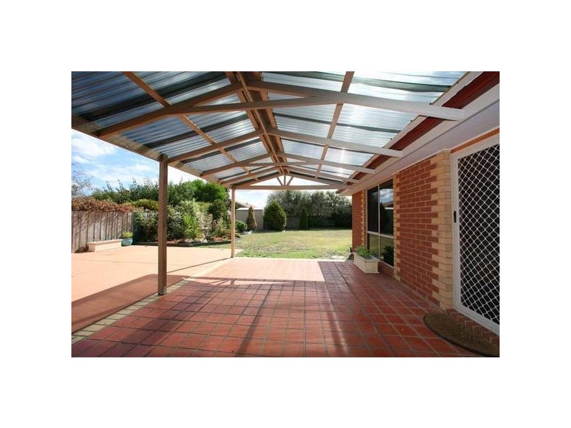 15 Landsborough Avenue, Rowville VIC 3178