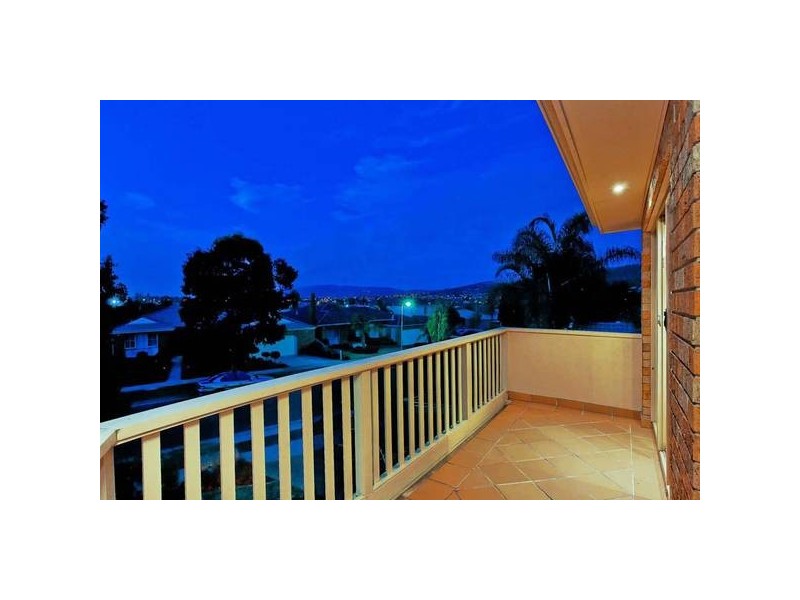 12 Shearer Drive, Rowville VIC 3178