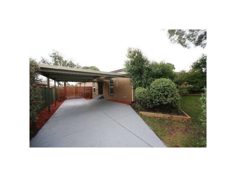42 Windermere Drive, Ferntree Gully VIC 3156