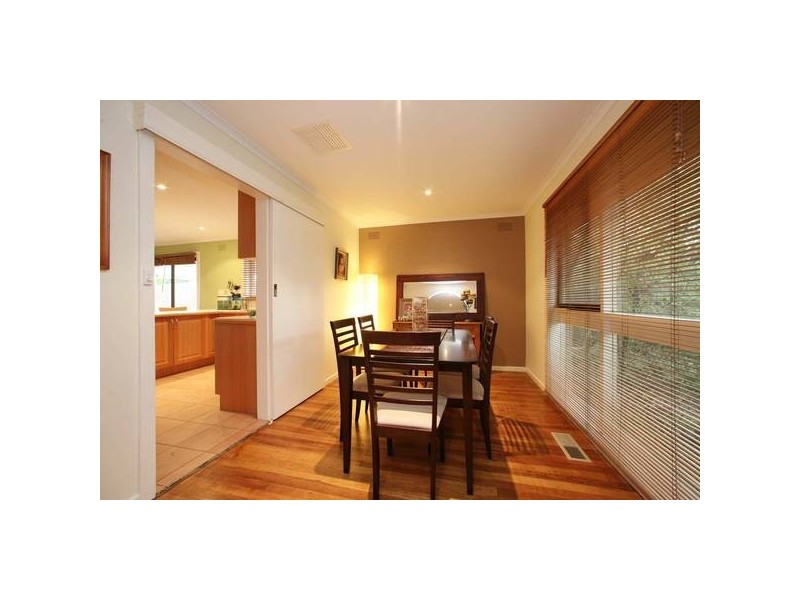 42 Windermere Drive, Ferntree Gully VIC 3156