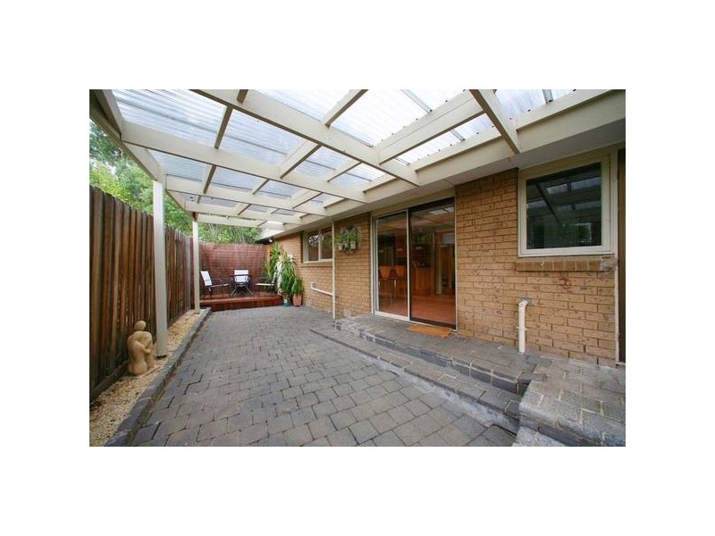 42 Windermere Drive, Ferntree Gully VIC 3156