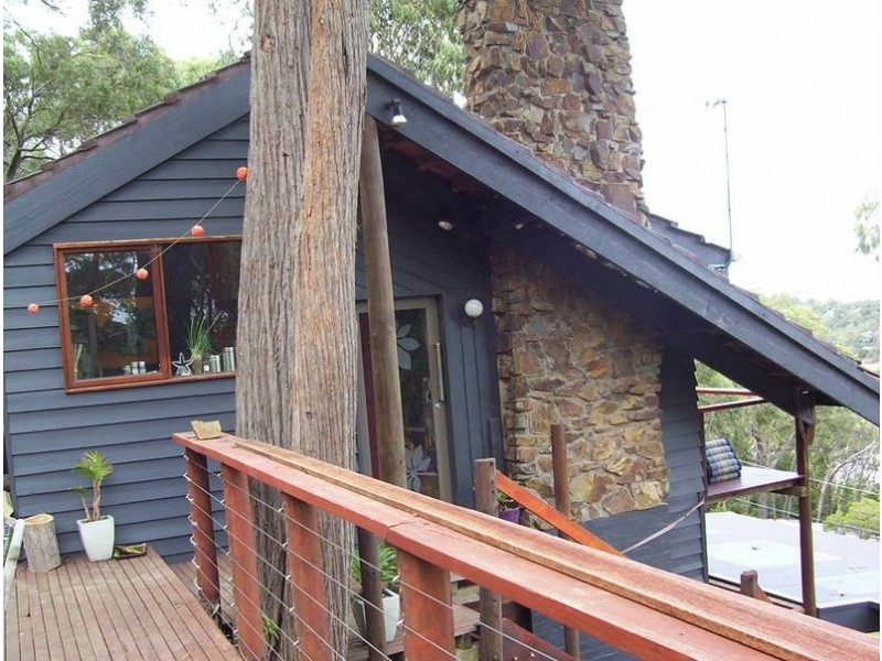 9 Barclay Avenue, Upper Ferntree Gully VIC 3156