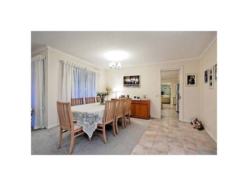 9 Comfort Close, Rowville VIC 3178