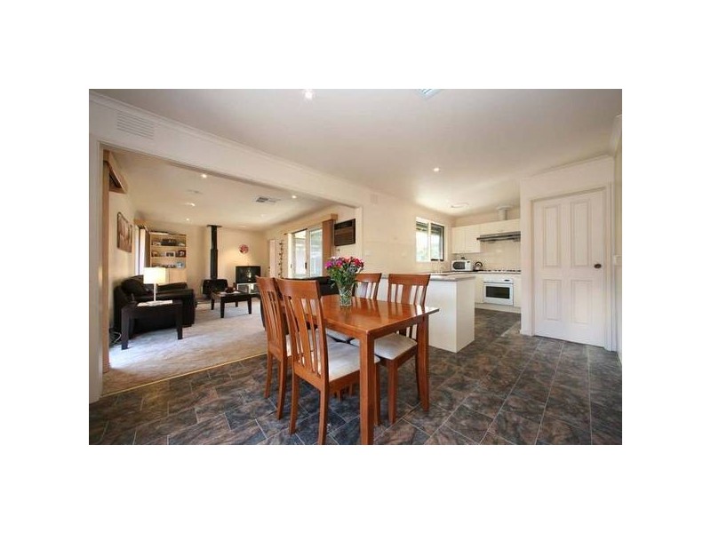 89 Berrabri Drive, Scoresby VIC 3179