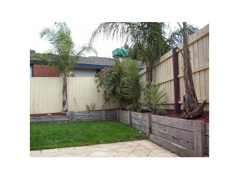30 Woodside Drive, Rowville VIC 3178