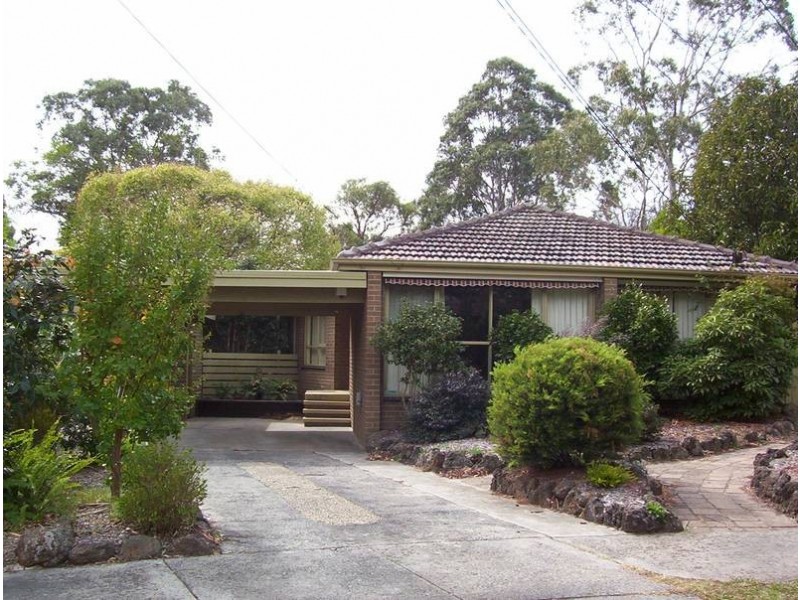 19 Richborough Grove, Ferntree Gully VIC 3156