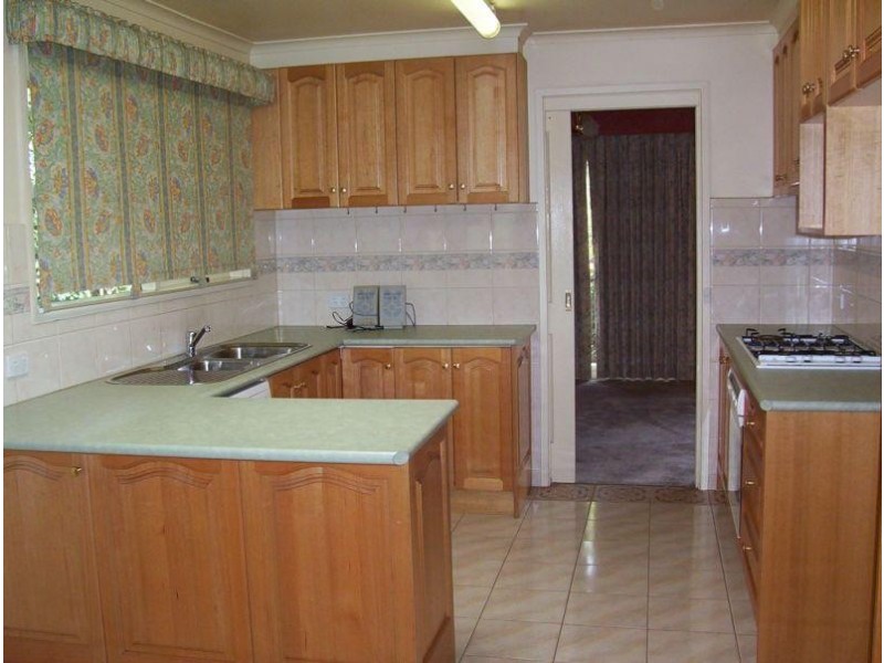 19 Richborough Grove, Ferntree Gully VIC 3156