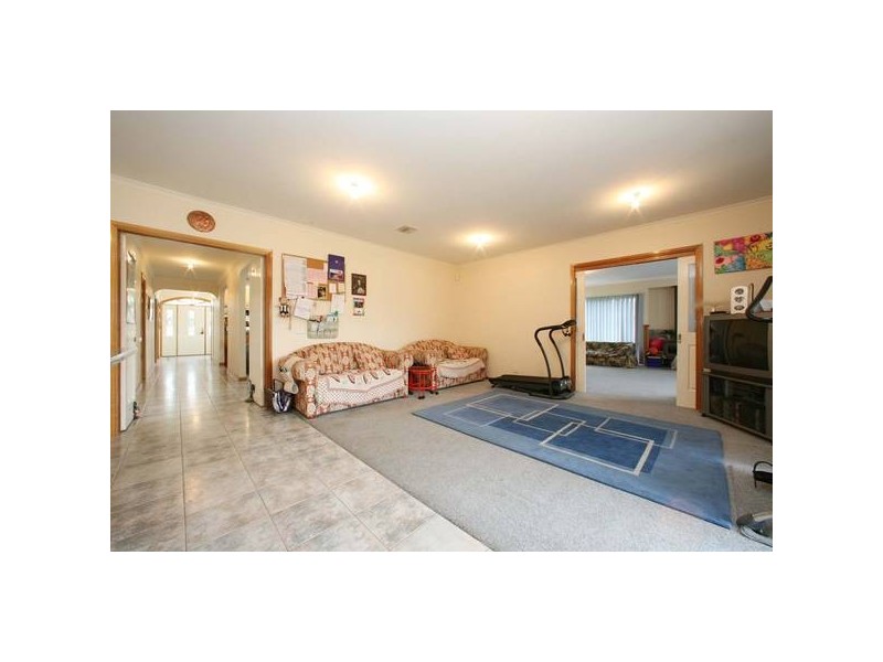 10 Palm Court, Lysterfield VIC 3156