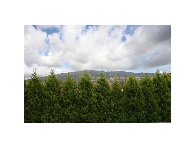 10 Palm Court, Lysterfield VIC 3156