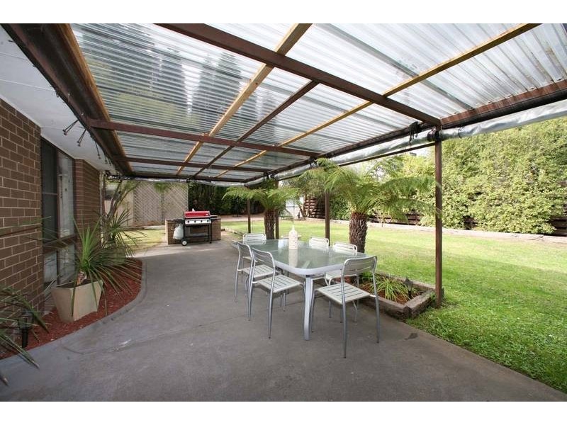 48 English Avenue, Scoresby VIC 3179