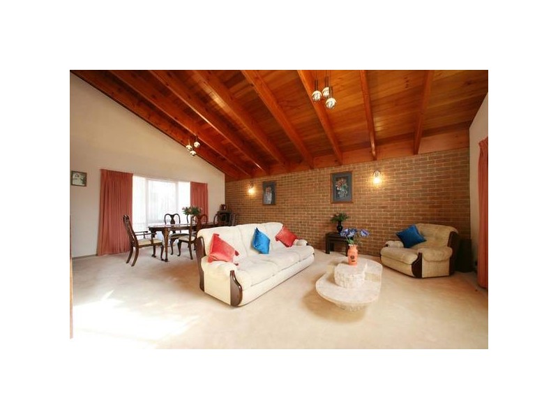 9 Dawes Court, Ferntree Gully VIC 3156