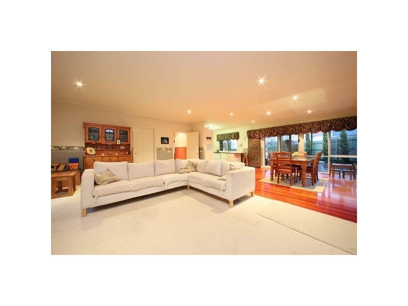 7 Waterloo Place, Rowville VIC 3178