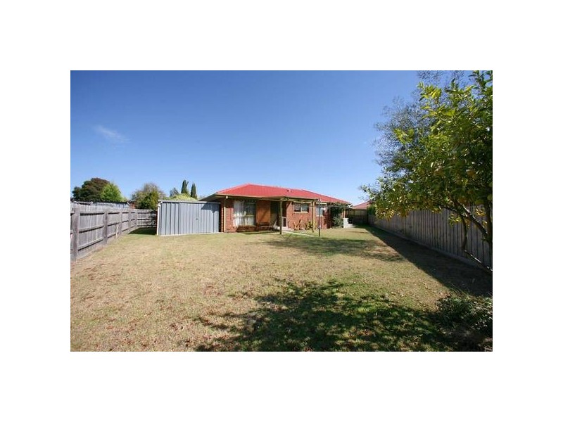 21 Lonsdale Avenue, Rowville VIC 3178