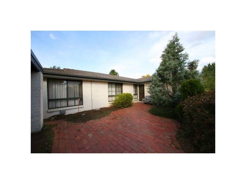 3 Blaxland Drive, Rowville VIC 3178