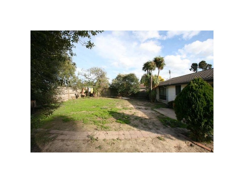 3 Blaxland Drive, Rowville VIC 3178