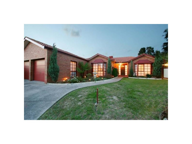 8 Primula Court, Rowville VIC 3178