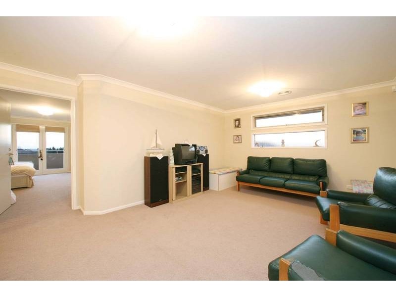 6 Grenfell Place, Lysterfield VIC 3156