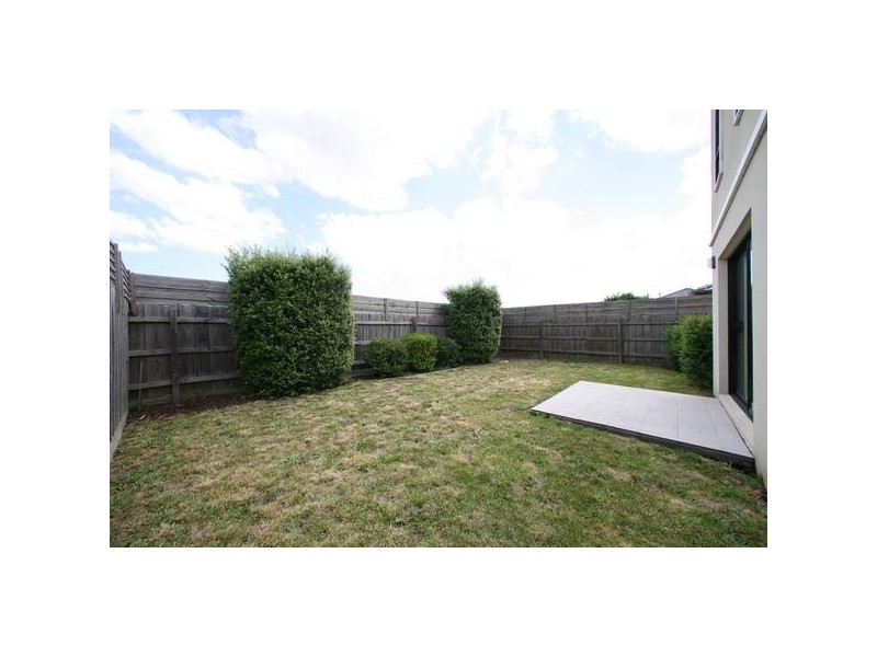 56 Sovereign Manors Crescent, Rowville VIC 3178