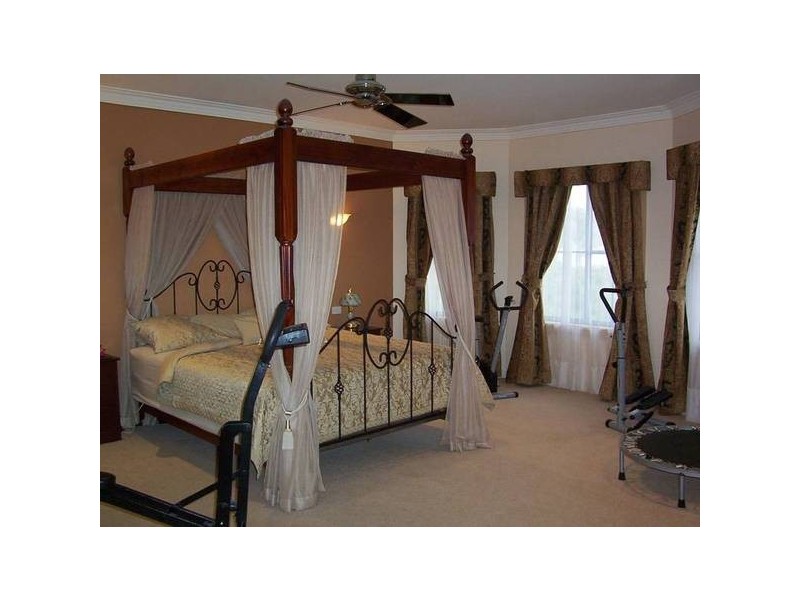 1 Sunrise Court, Lysterfield VIC 3156