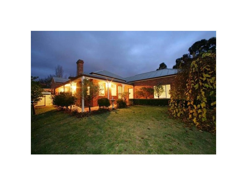 32 Salerno Way, Rowville VIC 3178