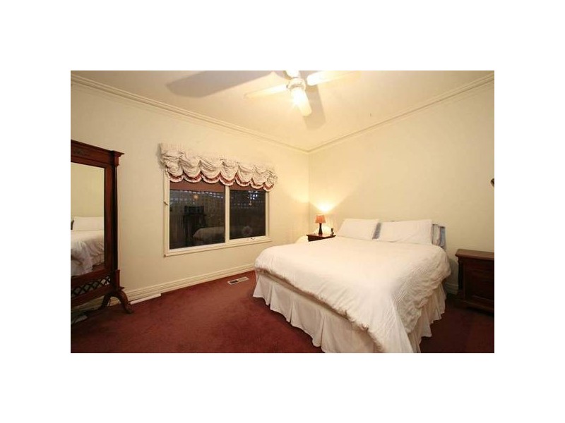 32 Salerno Way, Rowville VIC 3178