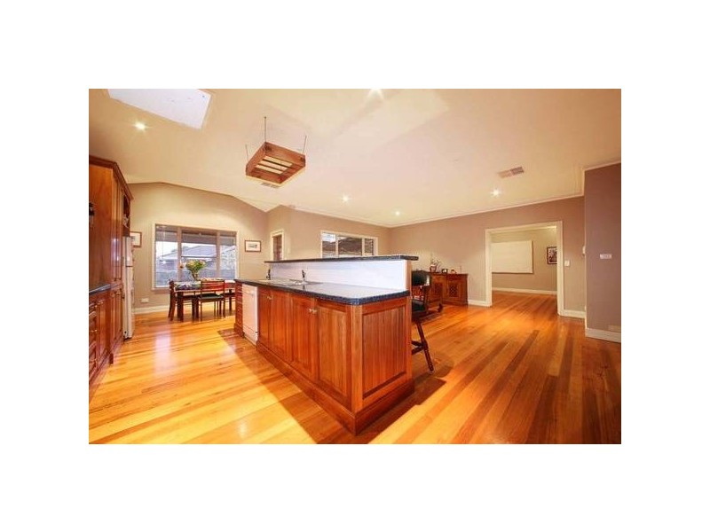 32 Salerno Way, Rowville VIC 3178