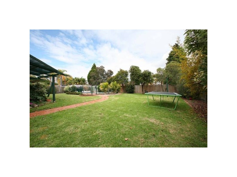 67 Willow Avenue, Rowville VIC 3178