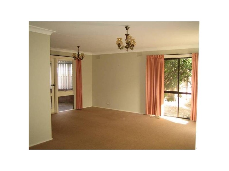 10 Bexsarm Crescent, Rowville VIC 3178