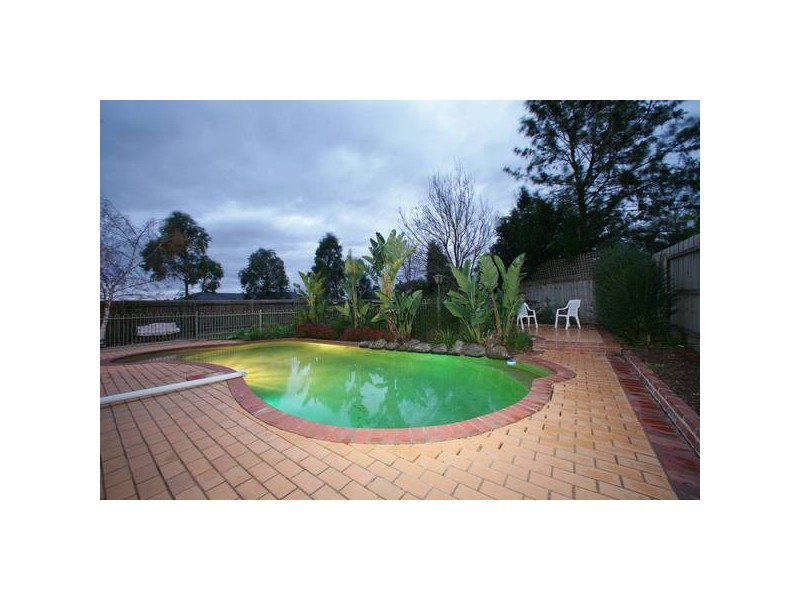 6 Mayfield Place, Rowville VIC 3178