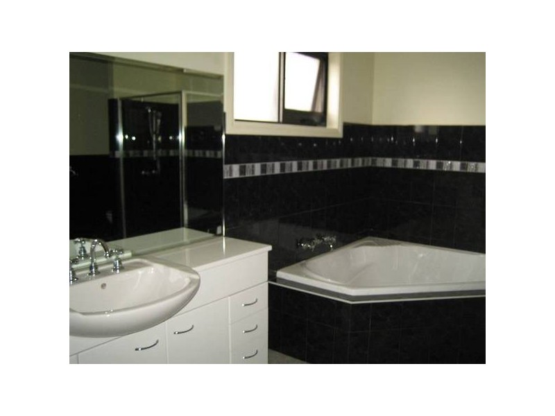 54 Langhorne Crescent, Rowville VIC 3178