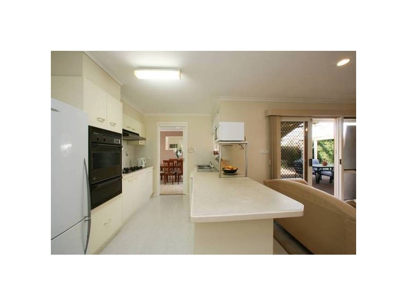 6 Stephanie Close, Ferntree Gully VIC 3156