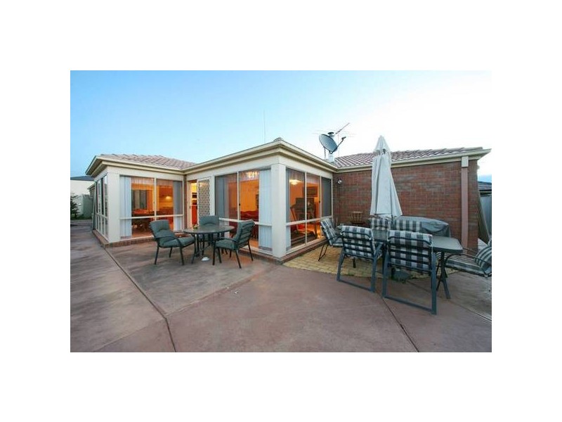 27 Pranjic Place, Rowville VIC 3178