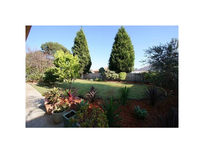 312 Dandelion Drive, Rowville VIC 3178