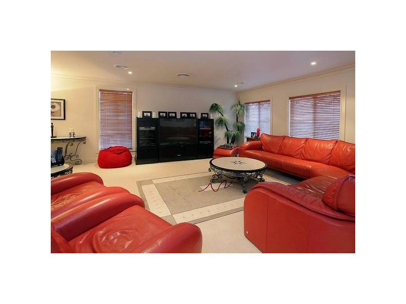 6 Crossley Court, Lysterfield VIC 3156