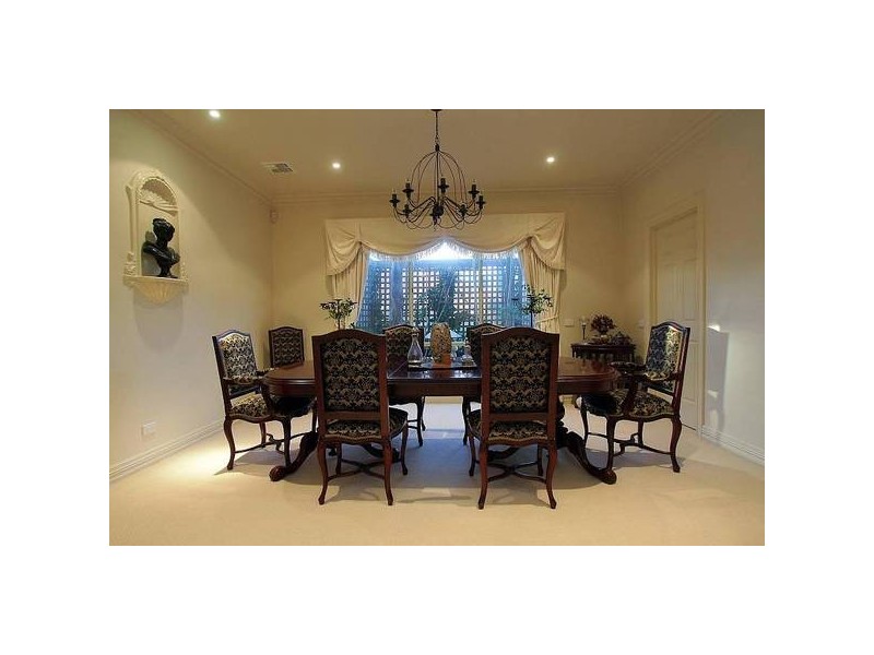 6 Crossley Court, Lysterfield VIC 3156